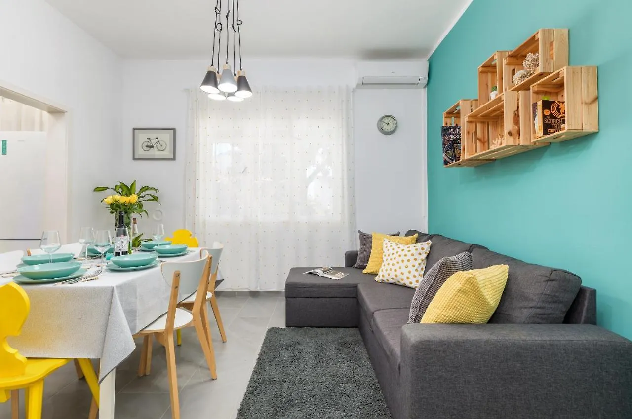 פולה Lovely House With Garden Near City Centre קרואטיה